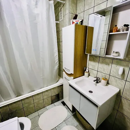 Mima Apartman *